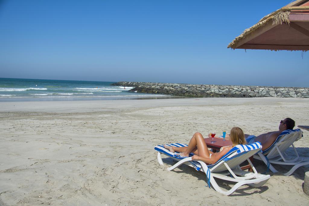 Ajman Beach Hotel Exteriör bild